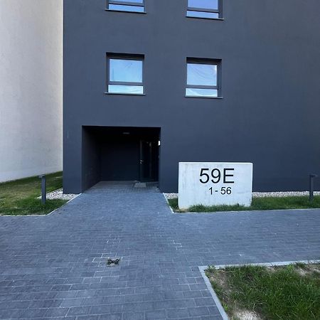 Apartament Z Widokiem Na Stadion Styl Industrialny Jedyny Taki Check In 24 H Poznań Exteriör bild